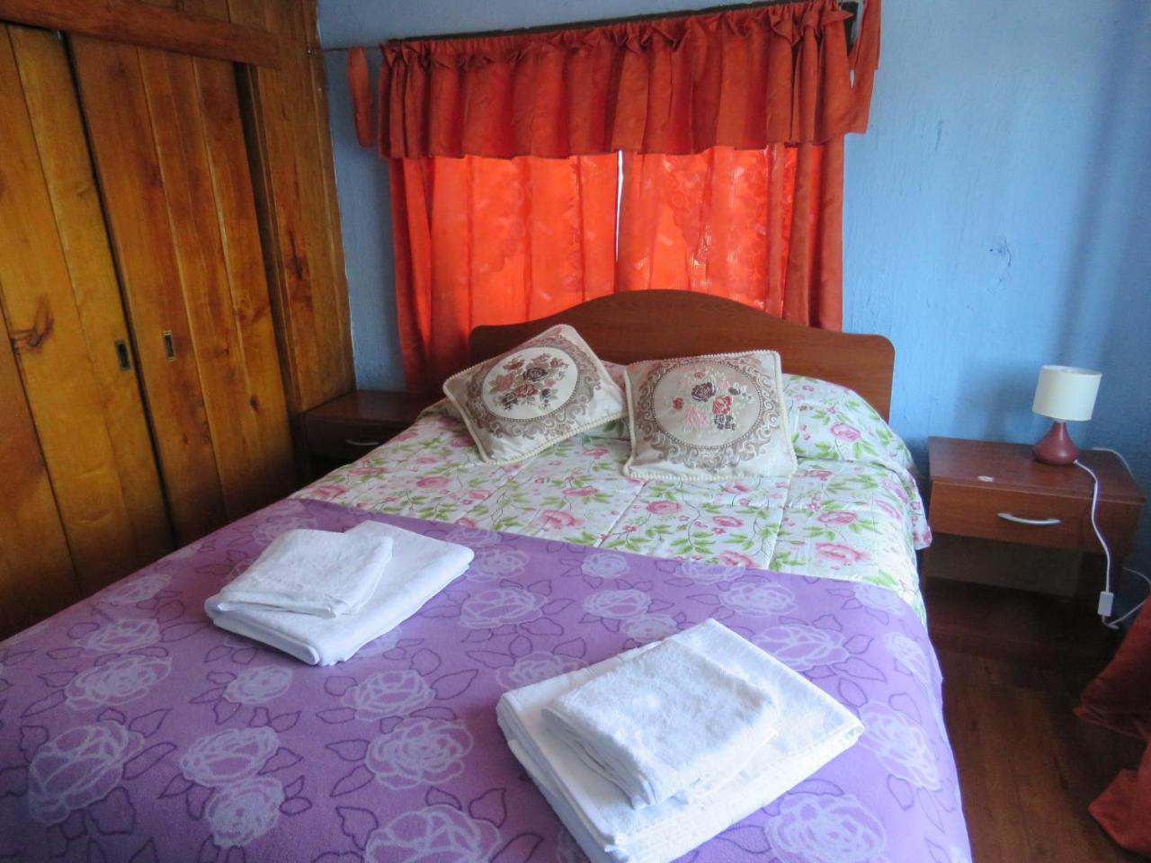 Hostal Y Cabanas Peumayen Puerto Guadal Exterior foto